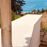 Alex Boutique Himare