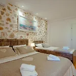 Bed & Breakfast Alex Boutique 3*