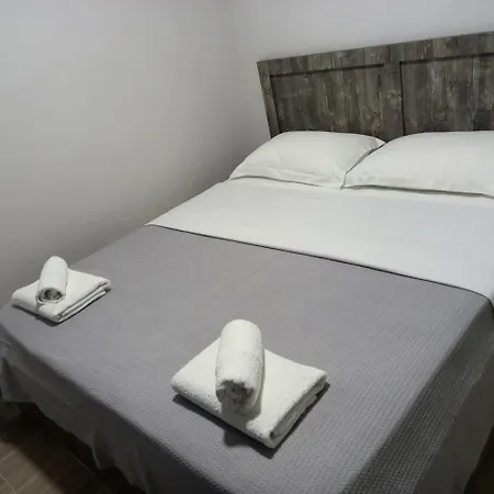 Alex Boutique 3* Himara