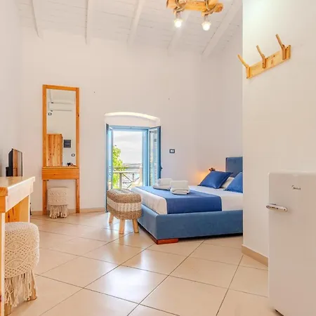 Alex Boutique Bed and breakfast 3*