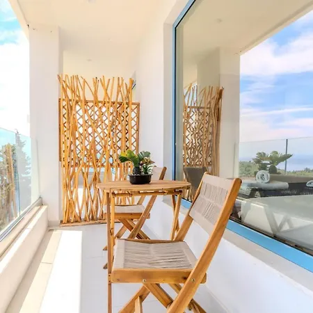 Alex Boutique فندق مبيت وإفطار *