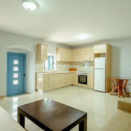 فندق مبيت وإفطار Alex Boutique 3*