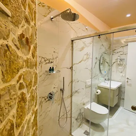 Alex Boutique B&B 히마레