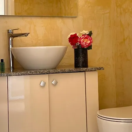 فندق مبيت وإفطار Alex Boutique