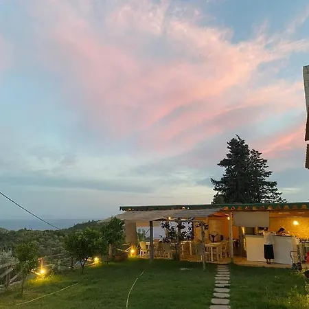 Alex Boutique ベッド・アンド・ブレックファスト 3*