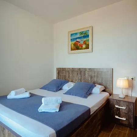 Alex Boutique فندق مبيت وإفطار 3*