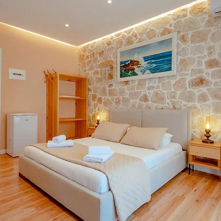 Alex Boutique Bed & Breakfast