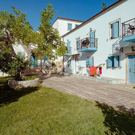 Alex Boutique Bed & Breakfast 3*