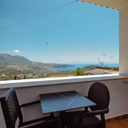 Alex Boutique Himare