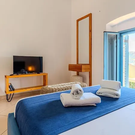 Alex Boutique * Himara