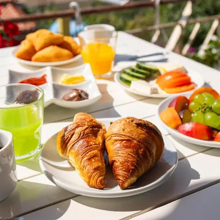Alex Boutique Himara