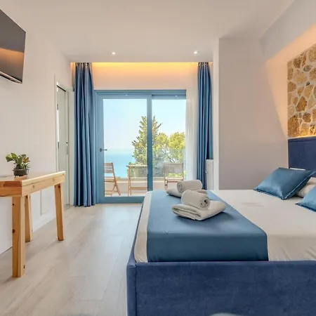 Alex Boutique Himara