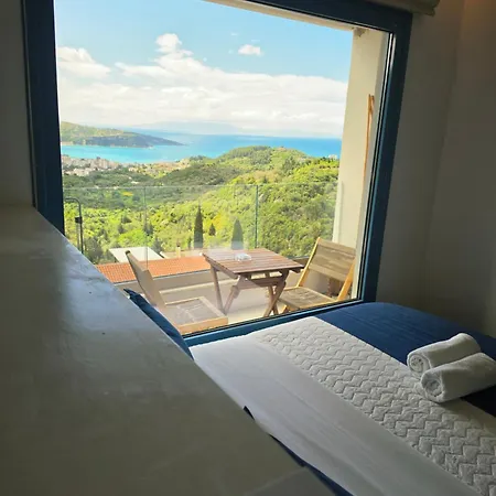 Alojamento de Acomodação e Pequeno-almoço Alex Boutique 3*